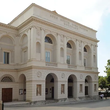 Centro Storico דירה ספולטו
